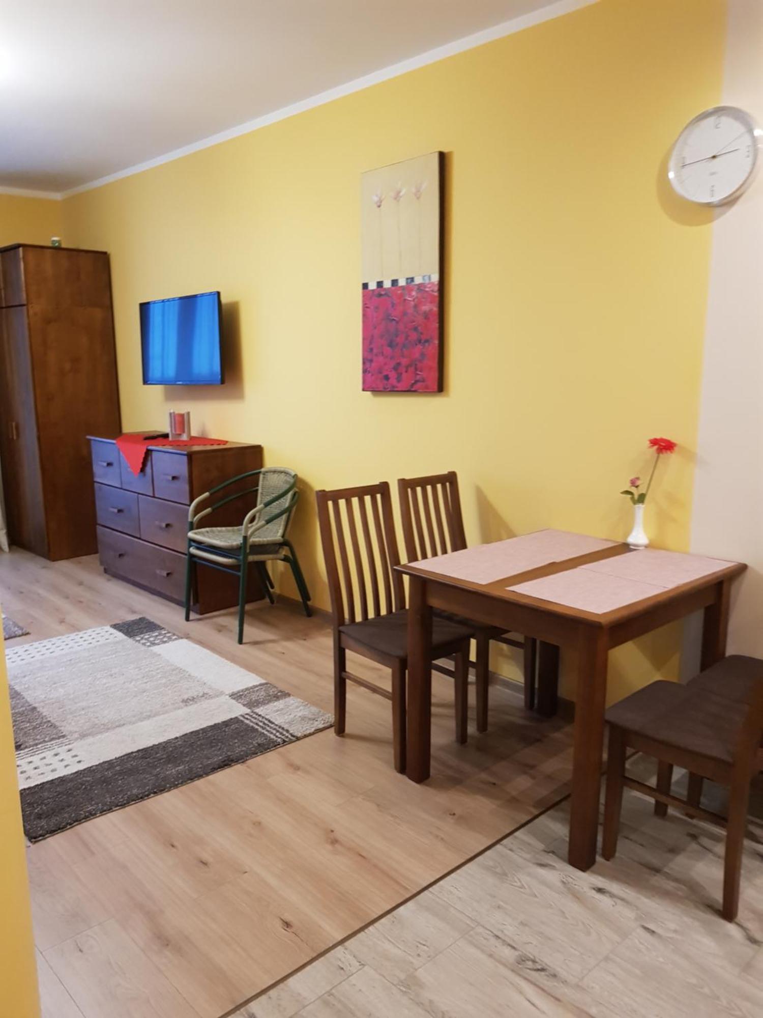 Polonia Apartamenty Kolobrzeg Luaran gambar