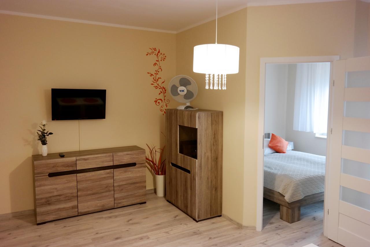 Polonia Apartamenty Kolobrzeg Luaran gambar